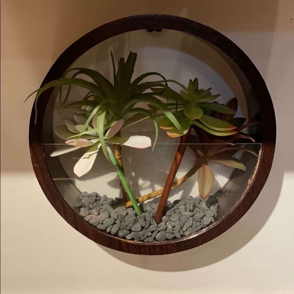 Wall decor